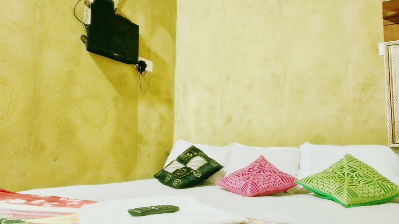 Roshnai Village Resort Bolpur Rom bilde
