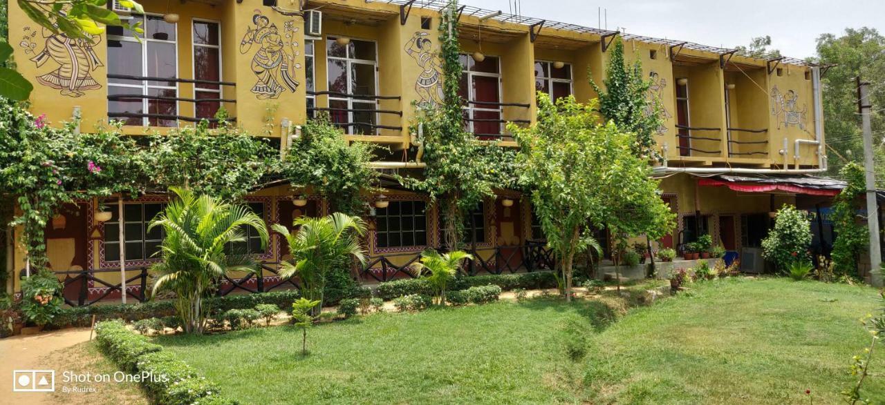 Roshnai Village Resort Bolpur Eksteriør bilde